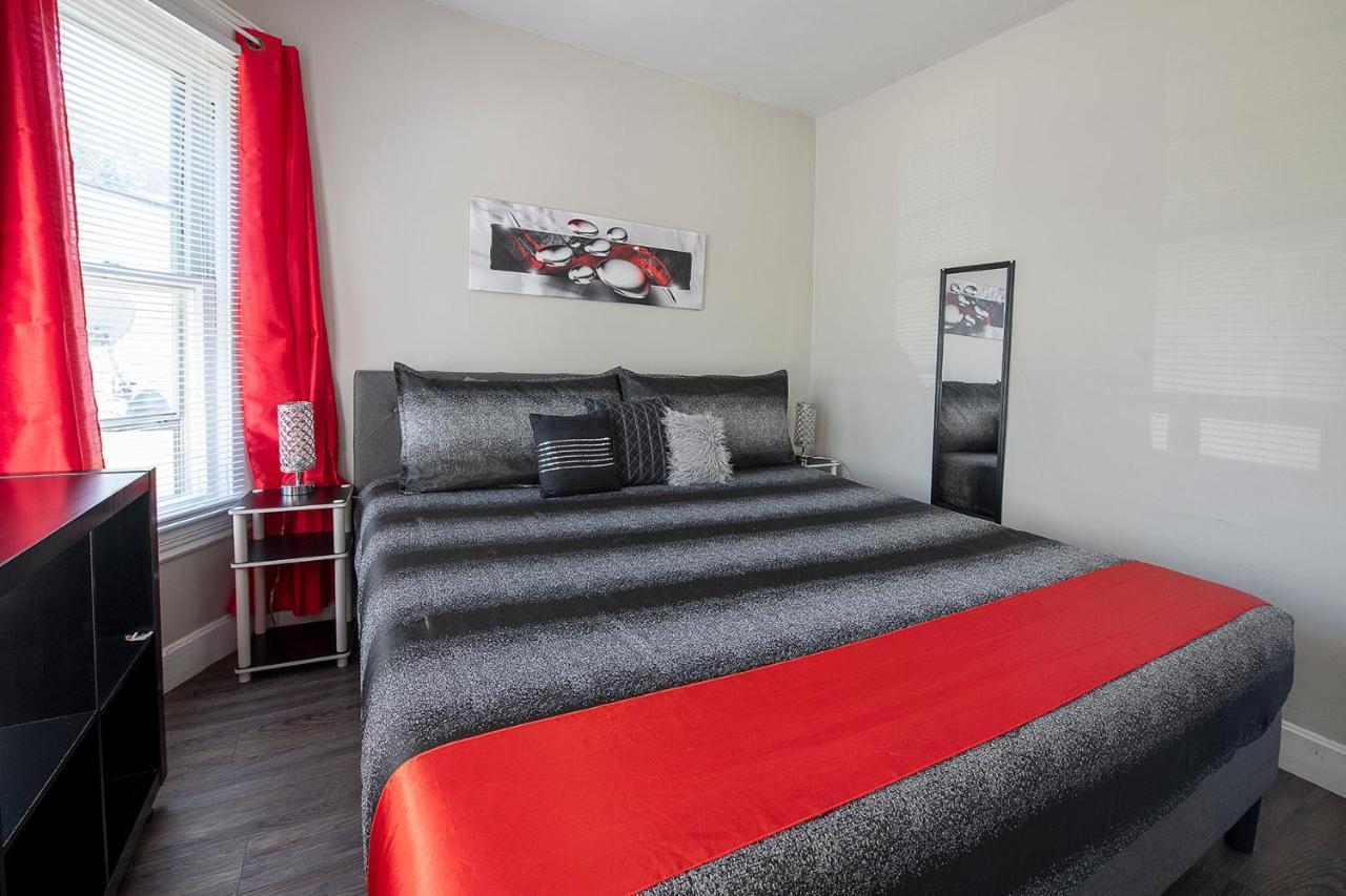 The Rubi Lounge - Spacious Brooklyn Centre Modern Escape Near Downtown With Parking, 300Mb Wifi & Self Check-In Cleveland Extérieur photo