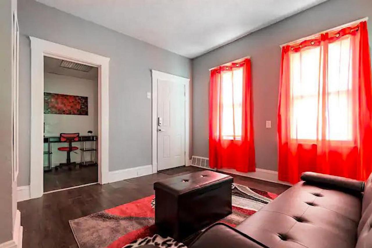 The Rubi Lounge - Spacious Brooklyn Centre Modern Escape Near Downtown With Parking, 300Mb Wifi & Self Check-In Cleveland Extérieur photo