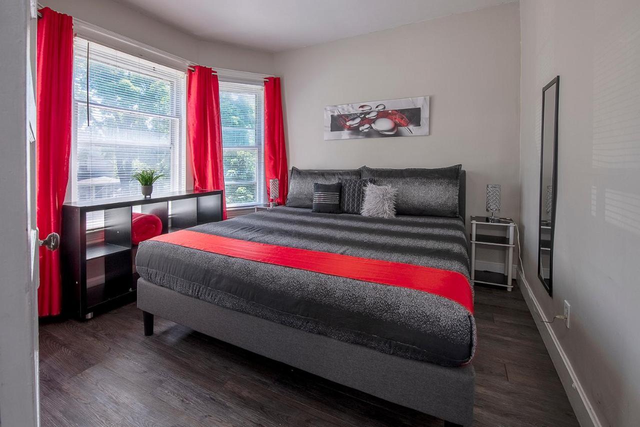 The Rubi Lounge - Spacious Brooklyn Centre Modern Escape Near Downtown With Parking, 300Mb Wifi & Self Check-In Cleveland Extérieur photo