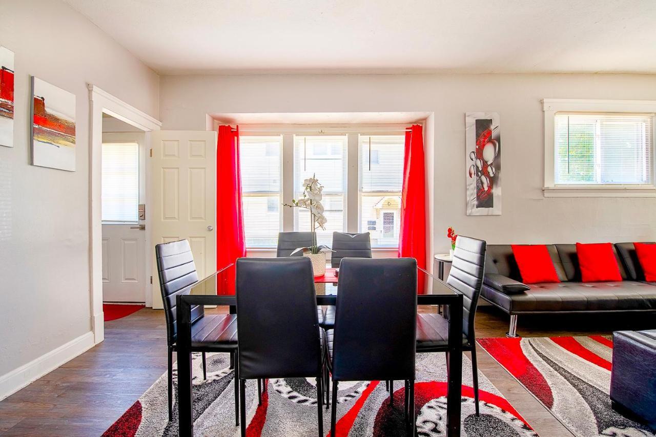 The Rubi Lounge - Spacious Brooklyn Centre Modern Escape Near Downtown With Parking, 300Mb Wifi & Self Check-In Cleveland Extérieur photo