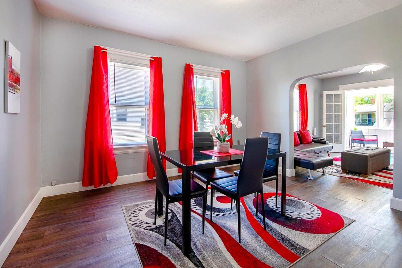The Rubi Lounge - Spacious Brooklyn Centre Modern Escape Near Downtown With Parking, 300Mb Wifi & Self Check-In Cleveland Extérieur photo