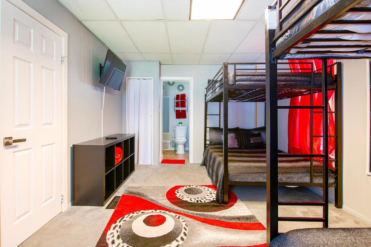The Rubi Lounge - Spacious Brooklyn Centre Modern Escape Near Downtown With Parking, 300Mb Wifi & Self Check-In Cleveland Extérieur photo