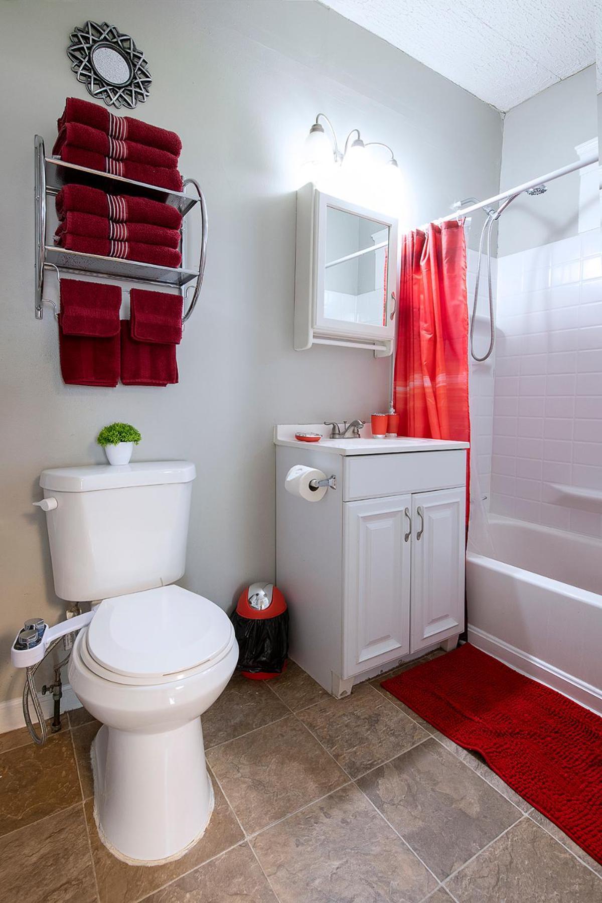 The Rubi Lounge - Spacious Brooklyn Centre Modern Escape Near Downtown With Parking, 300Mb Wifi & Self Check-In Cleveland Chambre photo